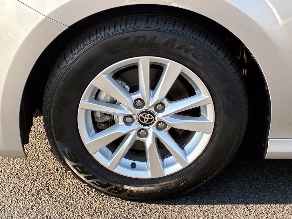 Used 2025 Toyota Camry LE FWD image 14