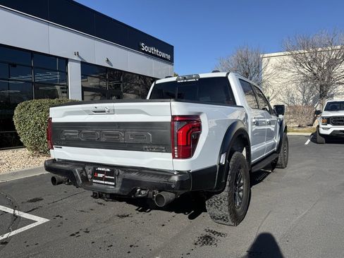 Used 2025 Ford F150 Raptor image 7