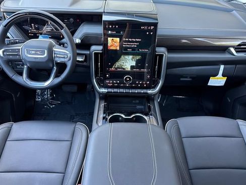 New 2026 GMC Yukon Elevation w/ Elevation Premium Package AWD/4WD image 15