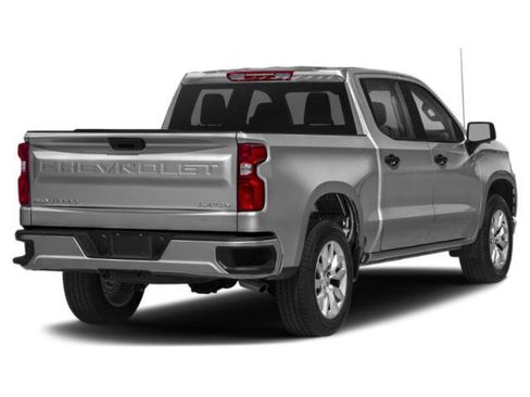 Used 2020 Chevrolet Silverado 1500 Custom w/ Custom Value Package AWD/4WD image 5