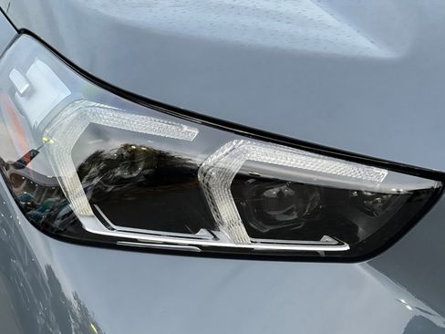 New 2026 BMW X1 xDrive28i w/ Technology Package image 11