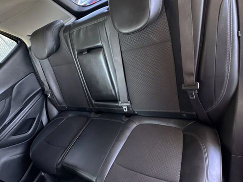 Used 2019 Buick Encore Preferred FWD image 19