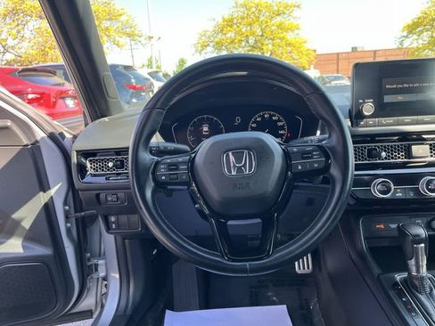 Used 2023 Honda Civic Sport image 13