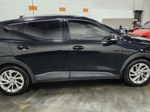 Used 2023 Chevrolet Bolt EUV LT w/ Driver Confidence Package image 16