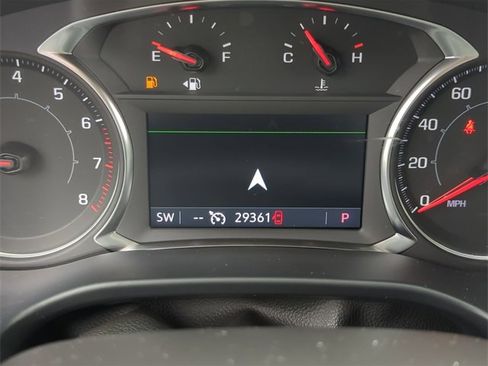 Certified 2023 GMC Acadia SLE w/ Driver Convenience Package image 12