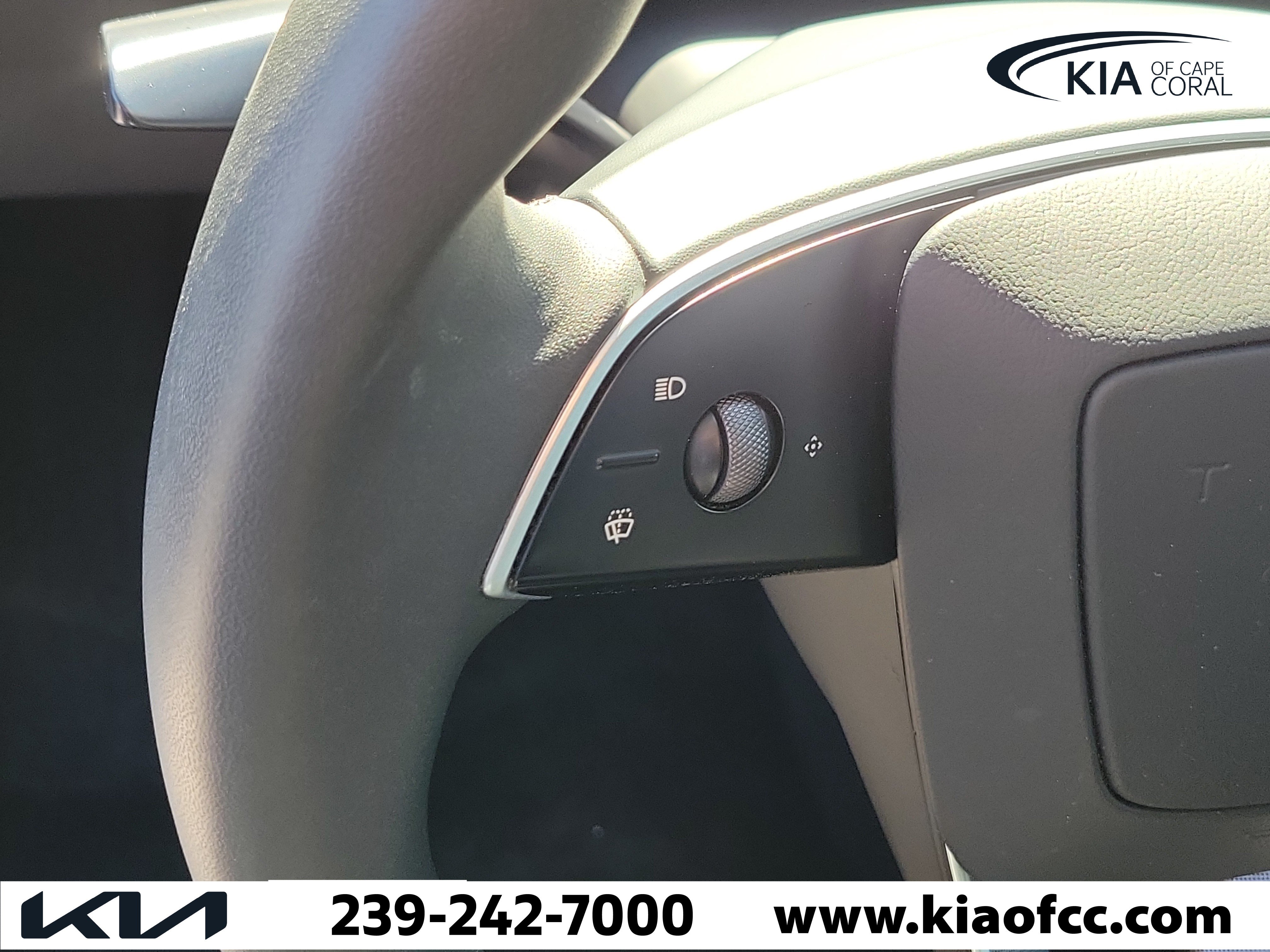 Used 2026 Tesla Model Y 2WD image 24