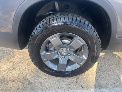 Used 2024 Honda Ridgeline TrailSport image 9