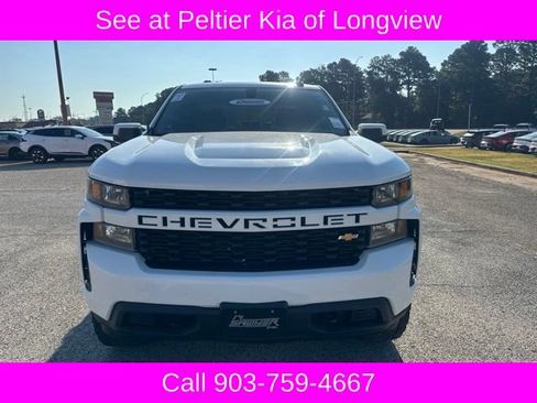 Used 2021 Chevrolet Silverado 1500 Custom RWD image 2