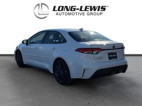 Used 2025 Toyota Corolla Hybrid Sedan image 4