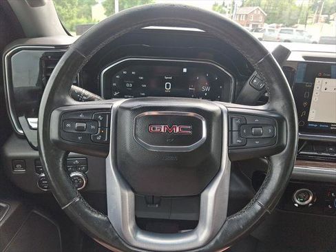 Used 2022 GMC Sierra 1500 Elevation AWD/4WD image 17