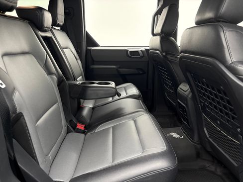 Used 2024 Ford Bronco Everglades AWD/4WD image 43