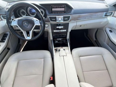 Used 2014 Mercedes-Benz E 350 Sedan image 30