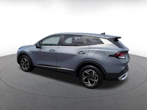 Used 2025 Kia Sportage LX FWD image 9