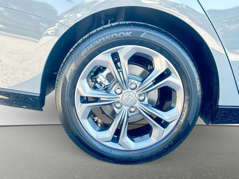 Used 2025 Honda Accord EX-L image 5