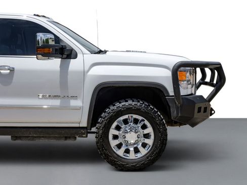 Used 2015 GMC Sierra 2500 Denali w/ Duramax Plus Package AWD/4WD image 7