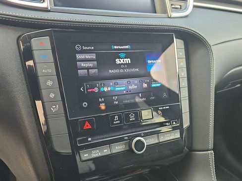 Certified 2025 INFINITI QX50 Pure AWD/4WD image 19