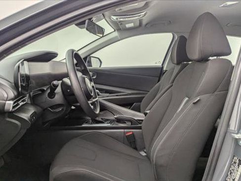 Used 2024 Hyundai Elantra SEL image 14
