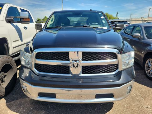 Used 2020 RAM 1500 Tradesman w/ Tradesman SXT Package RWD image 2