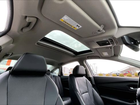 Used 2024 Honda Accord EX-L image 13