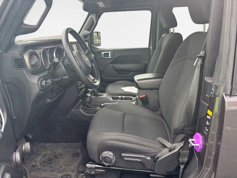 Used 2021 Jeep Wrangler Sport image 12