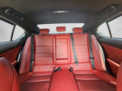 Used 2022 Lexus IS 350 F Sport RWD image 15