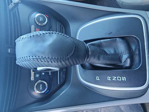 Used 2013 Ford Escape SE FWD image 16