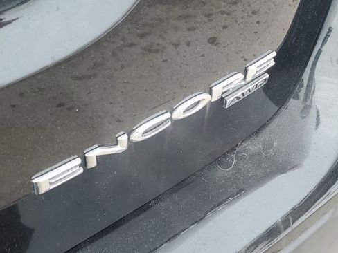 Used 2020 Buick Encore Preferred image 31