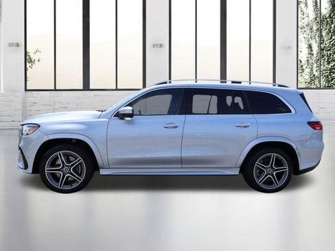 Certified 2025 Mercedes-Benz GLS 450 4MATIC w/ AMG Line Exterior image 2
