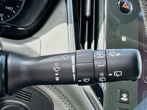 Certified 2023 Subaru Outback Premium AWD/4WD image 13