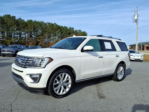 Certified 2019 Ford Expedition Limited w/ Equipment Group 302A image 6