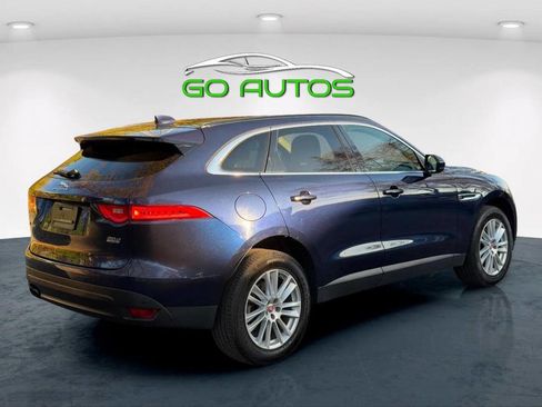 Used 2017 Jaguar F-PACE Prestige image 5