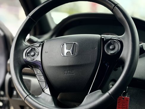 Used 2017 Honda Accord Sport image 20