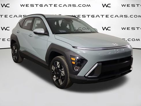 Used 2024 Hyundai Kona SEL AWD/4WD image 39