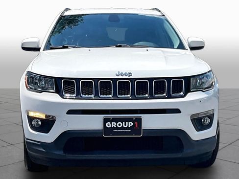 Used 2018 Jeep Compass Latitude w/ Popular Equipment Group FWD image 4