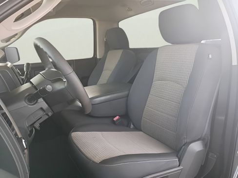 Used 2012 RAM 1500 Express RWD image 21