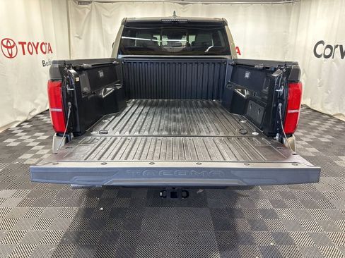 Used 2024 Toyota Tacoma Limited w/ Limited Package (LT) image 17