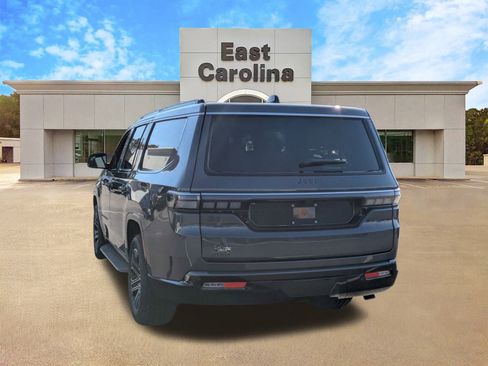 New 2026 Jeep Grand Wagoneer L 4WD w/ 8-Passenger Seating Package image 5