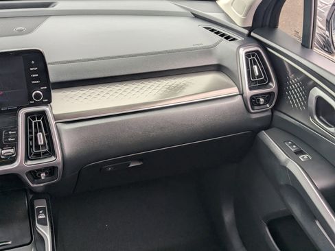 Certified 2023 Kia Sorento EX FWD image 15