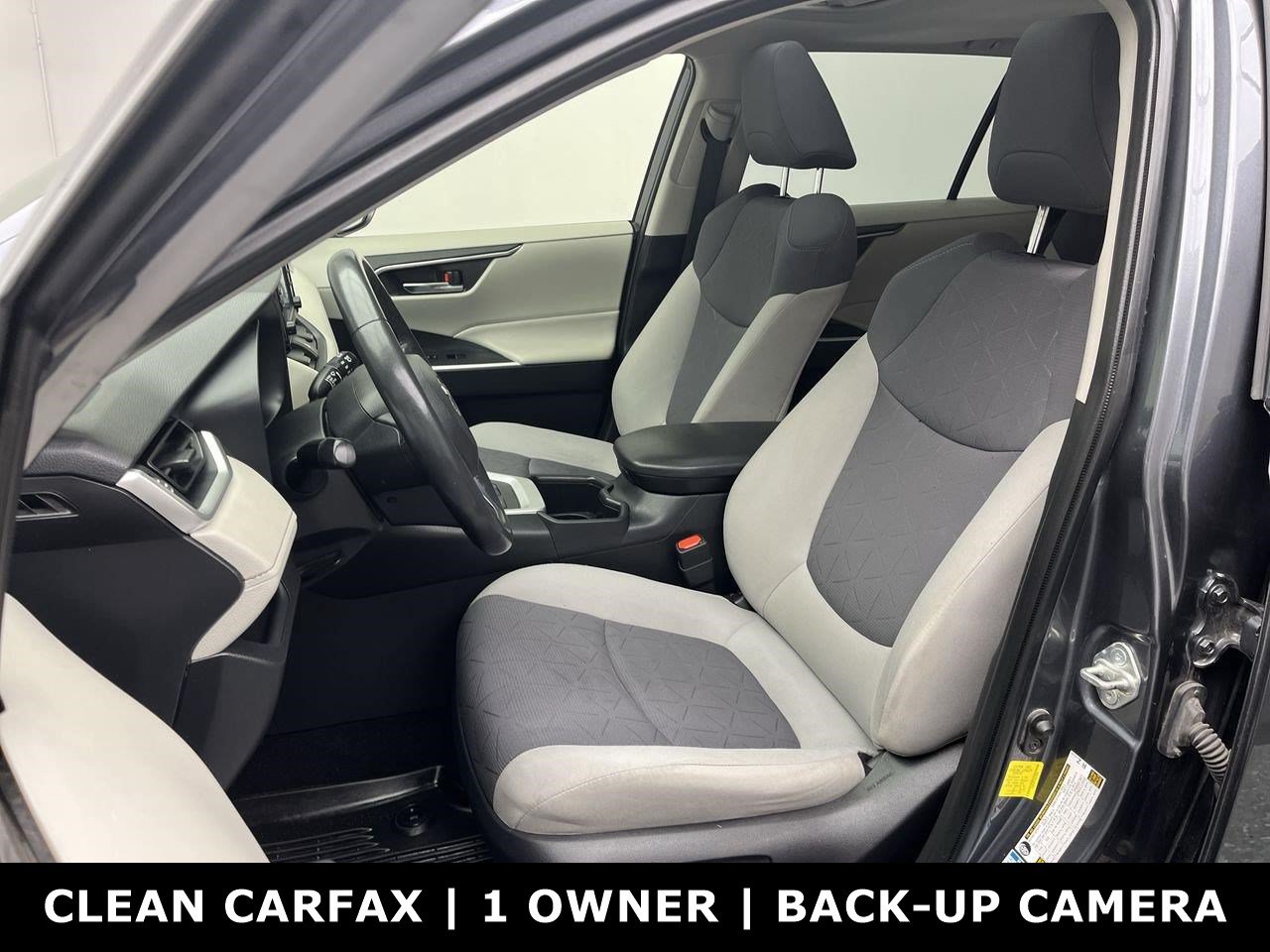 Used 2022 Toyota RAV4 XLE w/ Convenience Package AWD/4WD image 9
