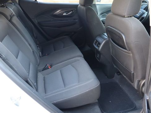 Used 2022 GMC Terrain SLE w/ Driver Convenience Package FWD image 17