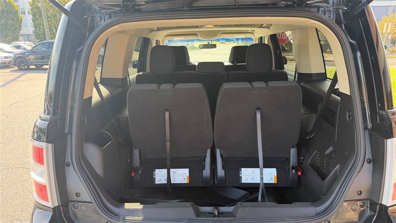 Used 2018 Ford Flex SE FWD image 24