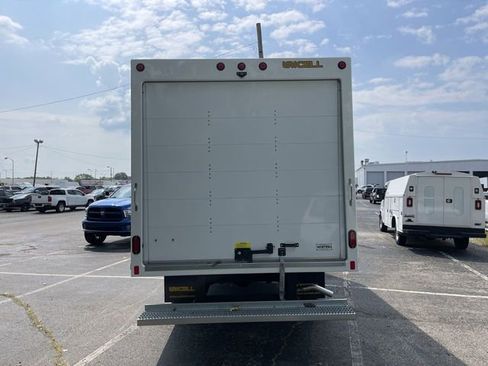 New 2025 GMC Savana 3500 w/ Power Convenience Package RWD image 4