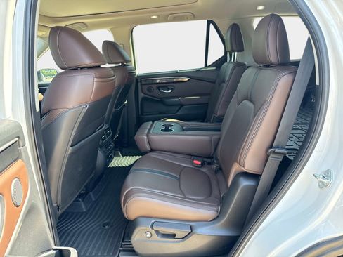 Used 2023 Honda Pilot Elite image 14