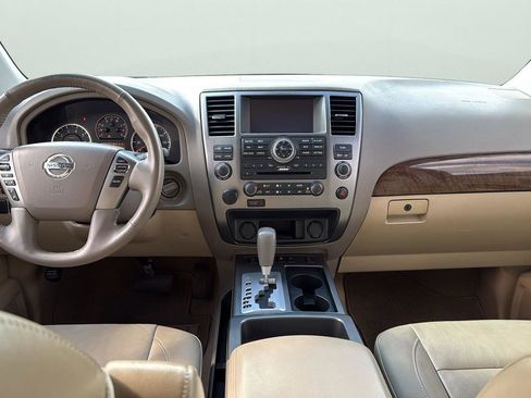 Used 2015 Nissan Armada Platinum image 21
