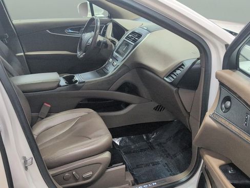 Used 2018 Lincoln MKX Reserve w/ Driver Assistance Package AWD/4WD image 21