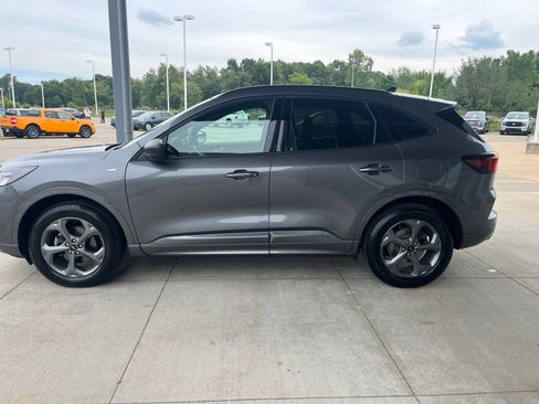 Certified 2024 Ford Escape ST-Line w/ Tech Pack #1 AWD/4WD image 3