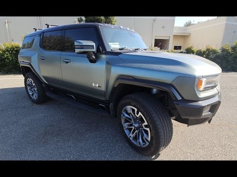Used 2024 GMC Hummer EV 3X w/ LPO, Illumination Package AWD/4WD image 2