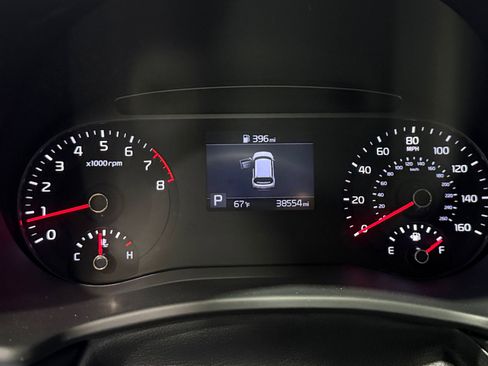 Used 2020 Kia Soul LX image 11