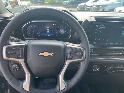Certified 2023 Chevrolet Silverado 1500 LT AWD/4WD image 15