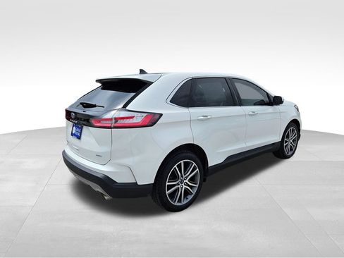 Used 2022 Ford Edge Titanium w/ Equipment Group 301A AWD/4WD image 7